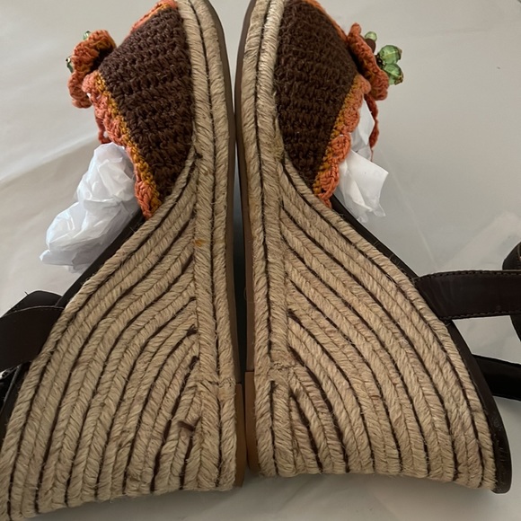 Y2k BCBG CROCHET Wedge Espadrilles Ankle wrap sandals 8 - Picture 7 of 11